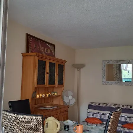 Appartement Calme Et Idealement Situe
